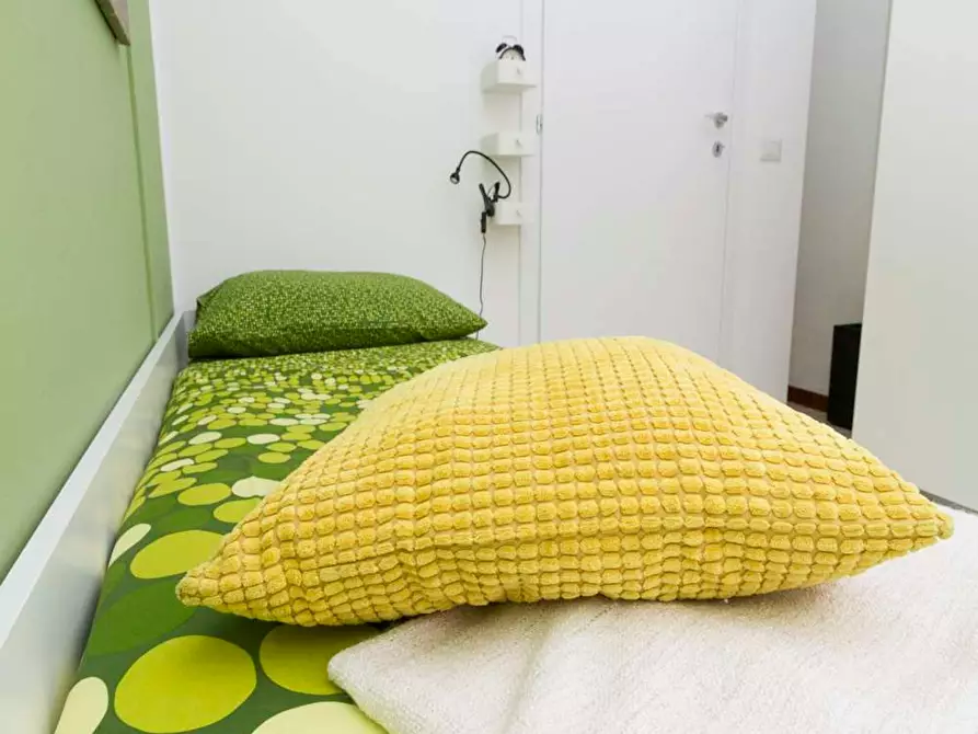 Immagine 2 di Camera in affitto  in Viale Carlo Espinasse a Milano