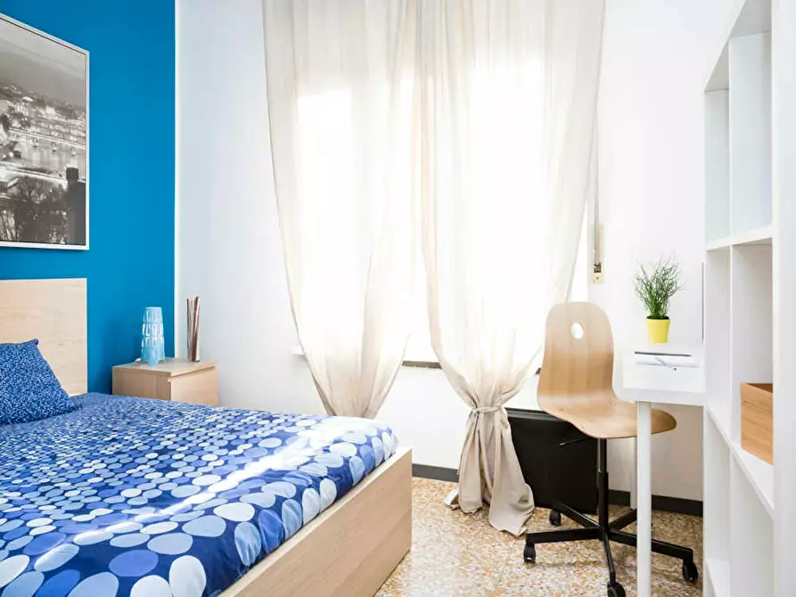 Immagine 3 di Camera in affitto  in Viale Carlo Espinasse a Milano