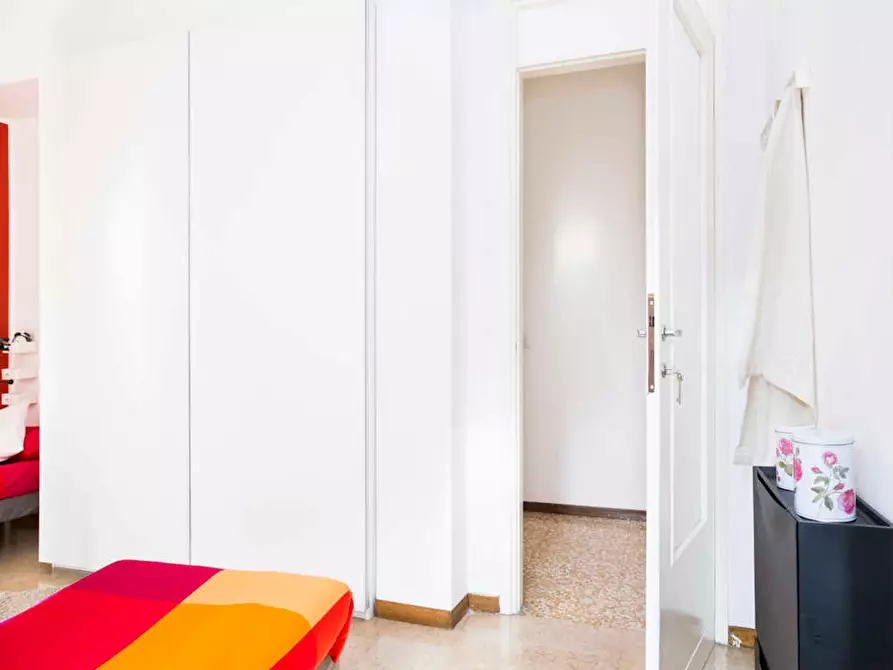 Immagine 2 di Camera in affitto  in Viale Carlo Espinasse a Milano