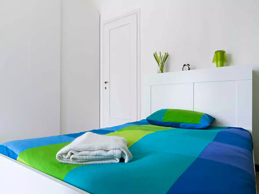 Immagine 2 di Camera in affitto  in Viale Carlo Espinasse a Milano