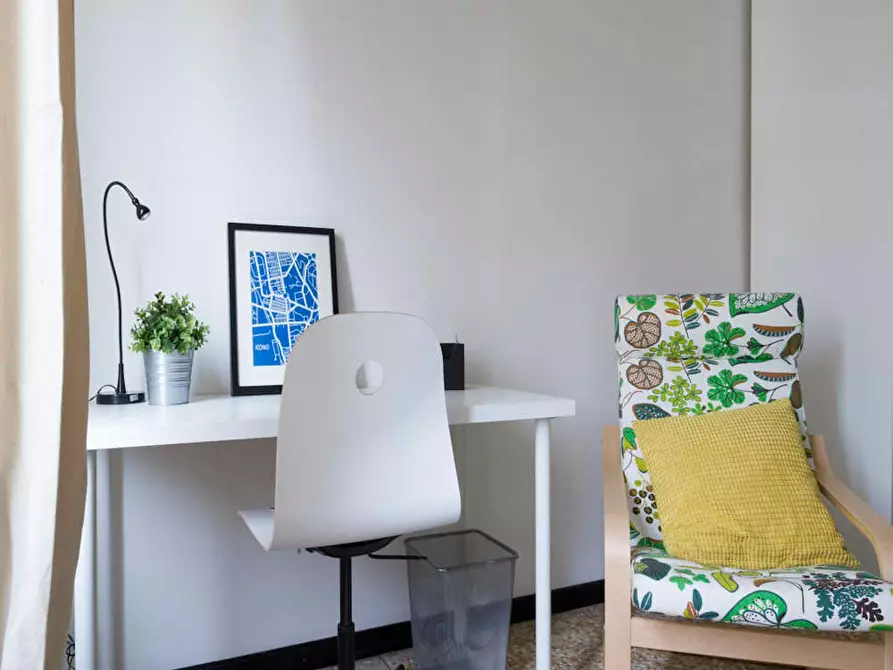 Immagine 5 di Camera in affitto  in Viale Carlo Espinasse a Milano