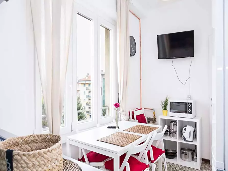 Immagine 10 di Camera in affitto  in Viale Carlo Espinasse a Milano