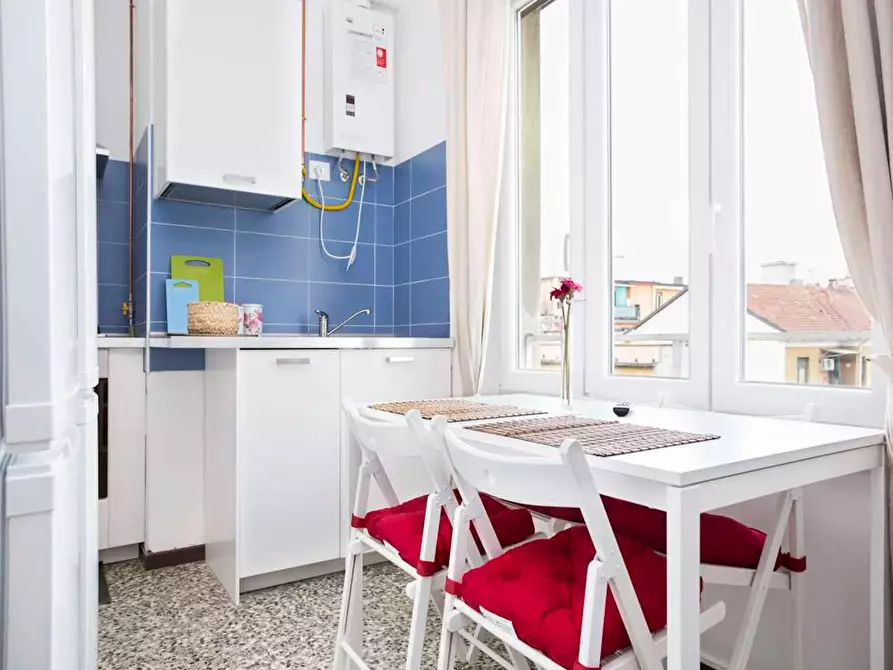 Immagine 10 di Camera in affitto  in Viale Carlo Espinasse a Milano