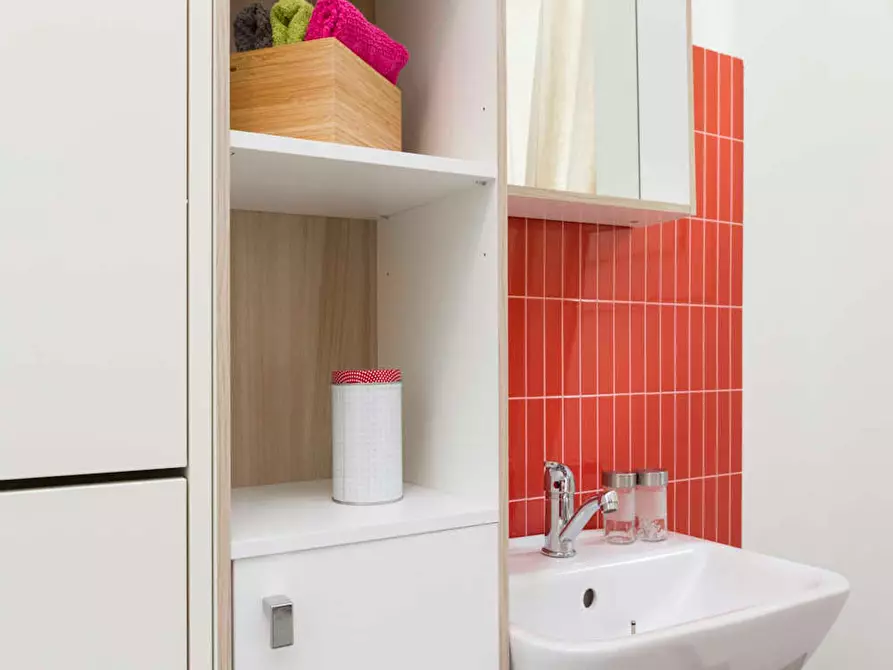 Immagine 8 di Camera in affitto  in Viale Carlo Espinasse a Milano