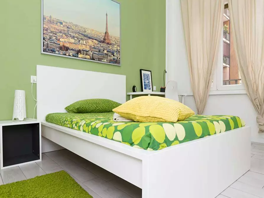 Immagine 3 di Camera in affitto  in Viale Carlo Espinasse a Milano