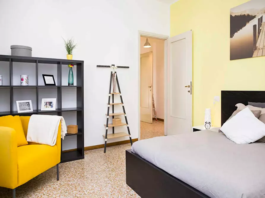 Immagine 7 di Camera in affitto  in Viale Carlo Espinasse a Milano