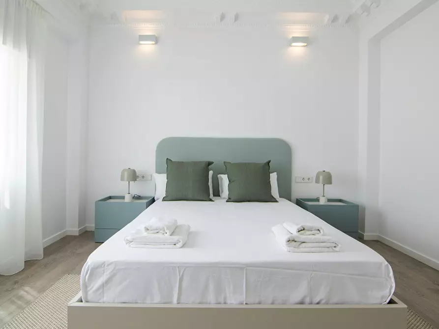Immagine 9 di Appartamento in affitto  in Calle Hospital a Valencia