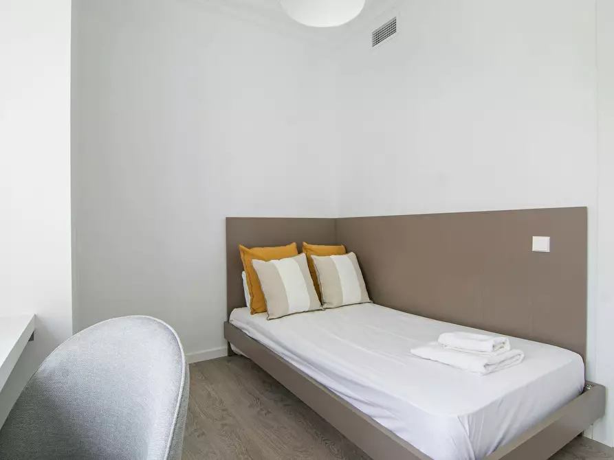 Immagine 5 di Appartamento in affitto  in Calle Hospital a Valencia
