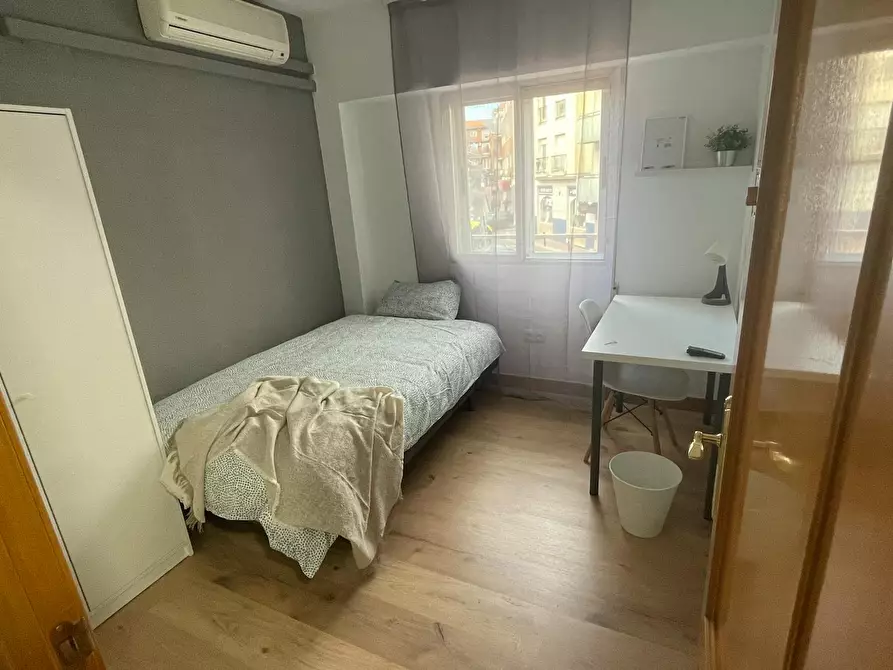 Immagine 1 di Camera in affitto  in Calle Polvoranca a Getafe