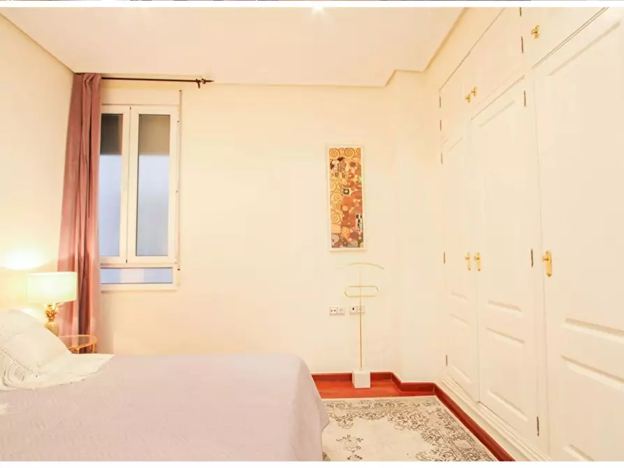 Immagine 10 di Appartamento in affitto  in Carrer Girona a Alicante/Alacant