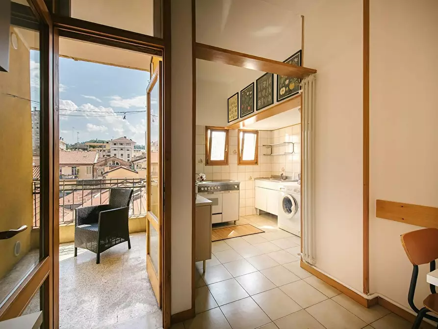 Immagine 8 di Camera in affitto  in Via Carlo Cattaneo a Vicenza