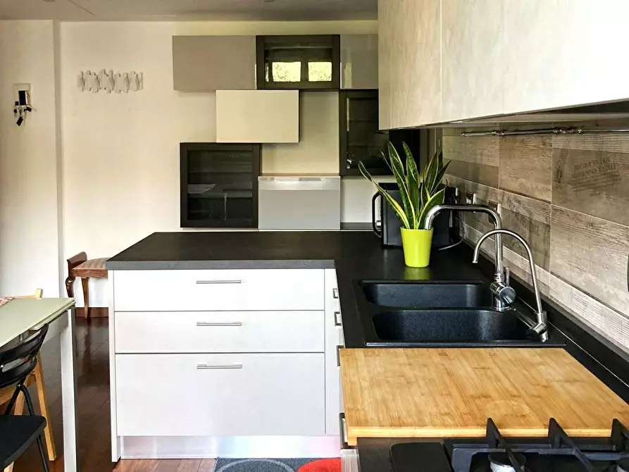 Immagine 6 di Appartamento in affitto  in Via Codogno a Milano