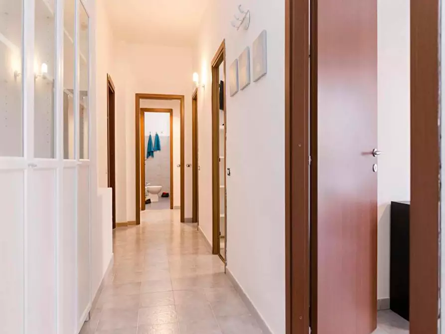 Immagine 8 di Camera in affitto  in Via dei Mandorli a Corsico