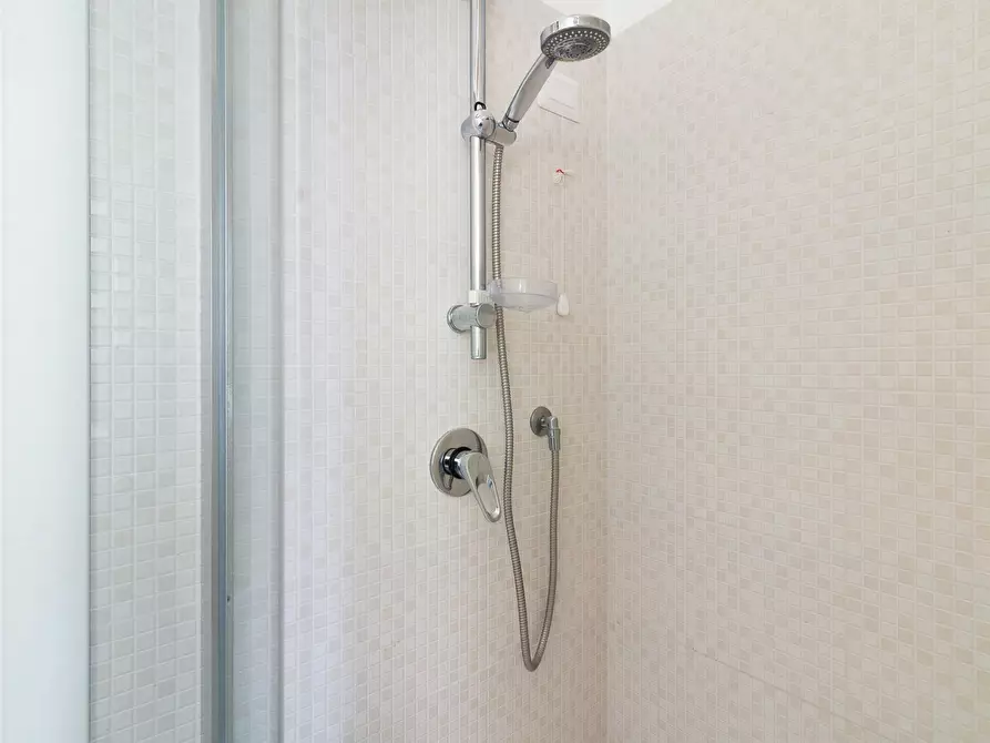 Immagine 7 di Appartamento in affitto  in Via Biella a Milano