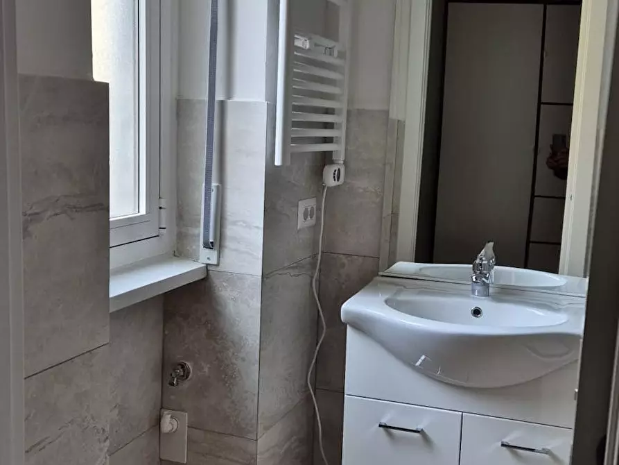Immagine 5 di Appartamento in affitto  in Via Polesine a Milano