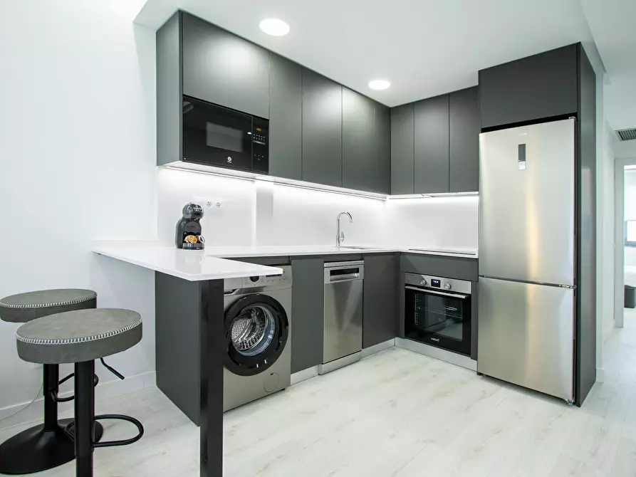 Immagine 10 di Appartamento in affitto  in Calle de San Hermenegildo a Madrid