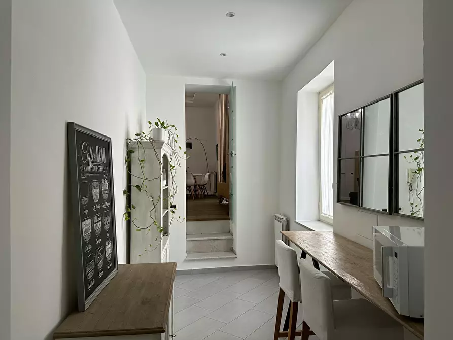 Immagine 7 di Appartamento in affitto  in Via Nuova Santa Maria Ognibene a Napoli