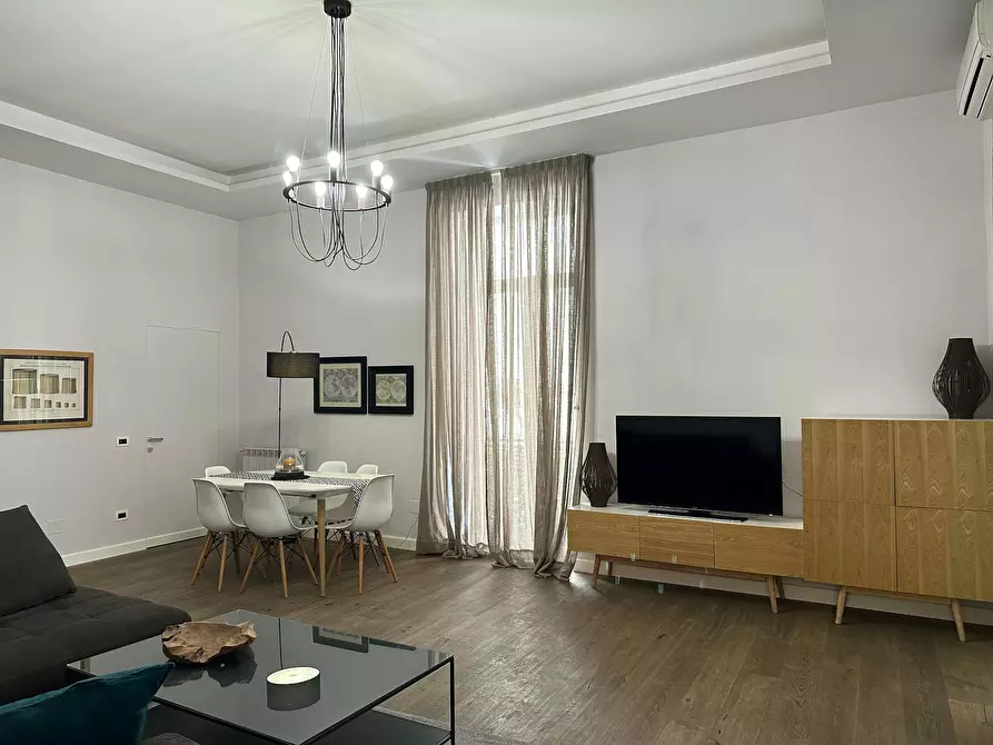 Immagine 3 di Appartamento in affitto  in Via Nuova Santa Maria Ognibene a Napoli