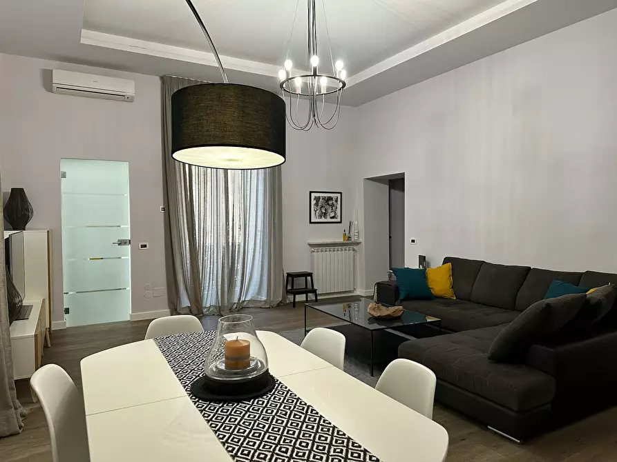 Immagine 2 di Appartamento in affitto  in Via Nuova Santa Maria Ognibene a Napoli