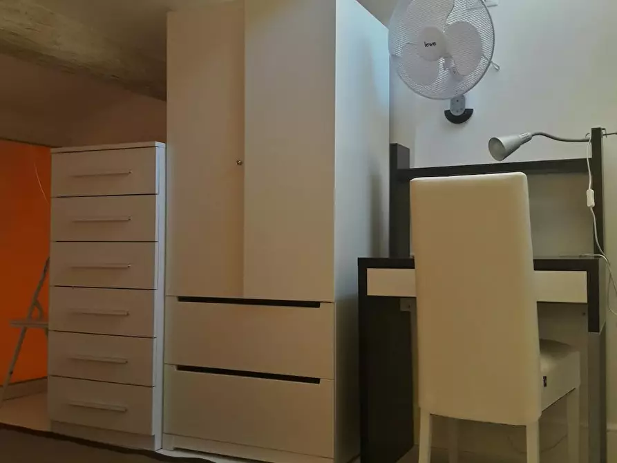 Immagine 9 di Camera in affitto  in Via Taddea a Firenze