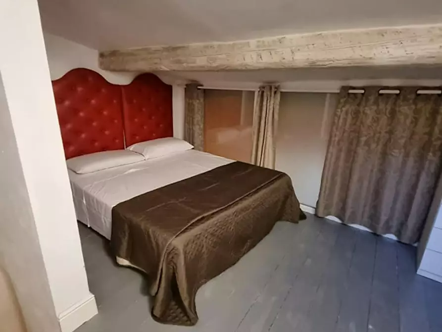 Immagine 7 di Camera in affitto  in Via Taddea a Firenze