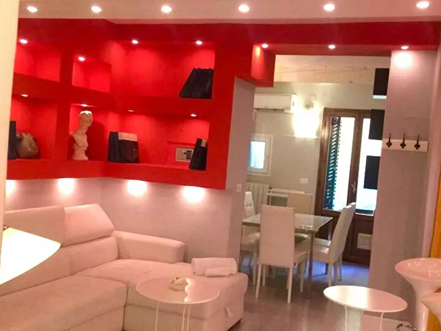 Immagine 2 di Camera in affitto  in Via Taddea a Firenze