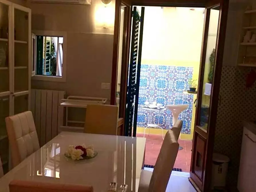 Immagine 5 di Camera in affitto  in Via Taddea a Firenze