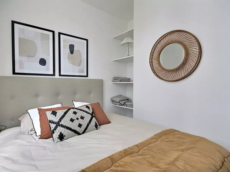 Immagine 9 di Appartamento in affitto  in Rue de Varenne a Paris 07