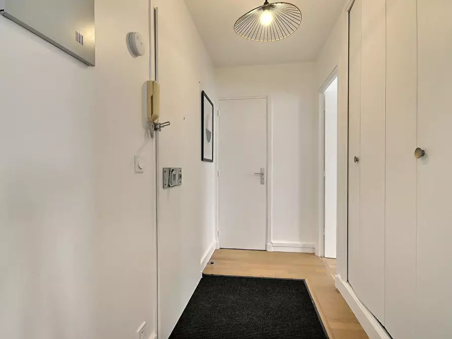 Immagine 3 di Appartamento in affitto  in Rue de Varenne a Paris 07