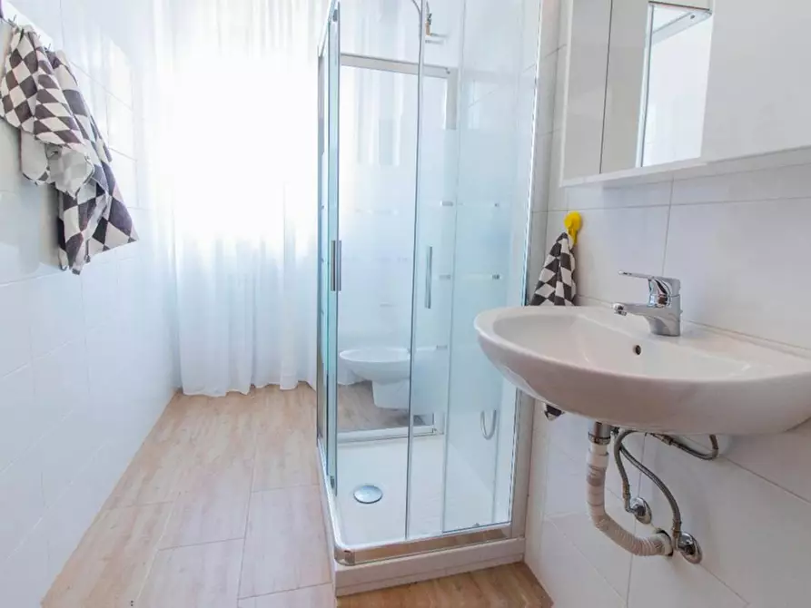 Immagine 6 di Camera in affitto  in Via Giuseppe Candiani a Milano