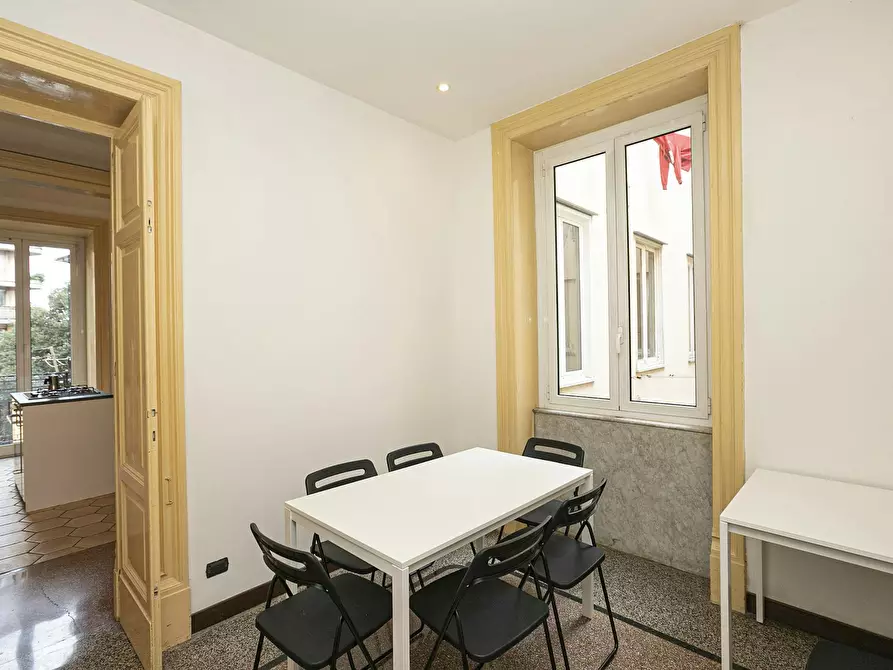 Immagine 10 di Camera in affitto  in Via Curtatone a Genova