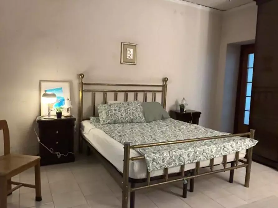 Immagine 4 di Camera in affitto  in Salita Pontenuovo a Napoli