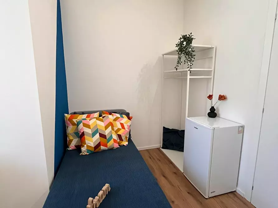 Immagine 3 di Camera in affitto  in Via Fabio Filzi a Trento