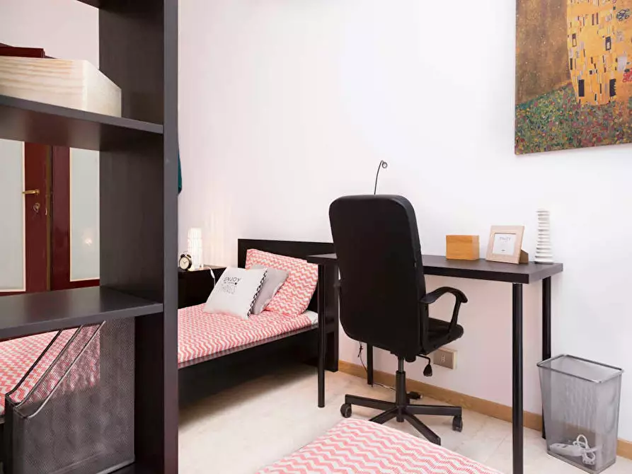 Immagine 4 di Camera in affitto  in Viale Daniele Ranzoni a Milano