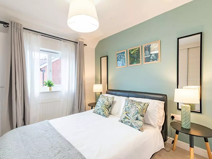 Immagine 2 di Casa indipendente in affitto  in Monmouth Castle Drive a Allt-yr-yn