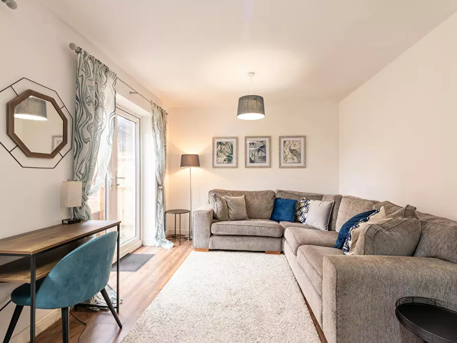 Immagine 9 di Casa indipendente in affitto  in Monmouth Castle Drive a Allt-yr-yn