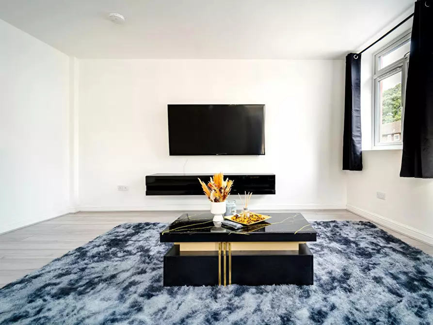Immagine 5 di Casa indipendente in affitto  in Old Bedford Road a 