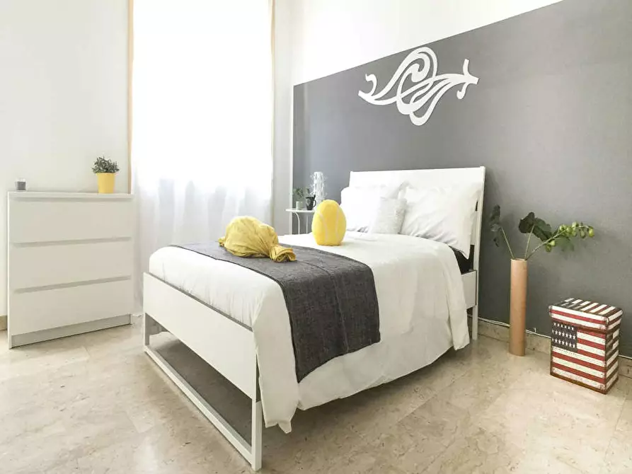 Immagine 1 di Camera in affitto  in Via Alberto Mario a Milano