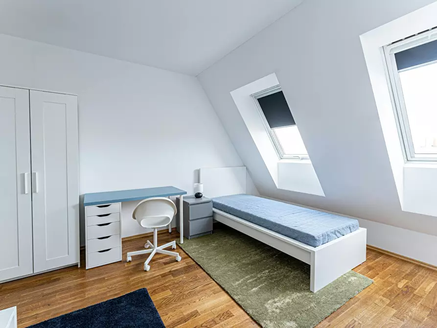 Immagine 4 di Camera condivisa in affitto  in Schnellerstraße a Berlin