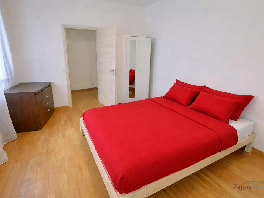 Immagine 1 di Camera in affitto  in Viale Gran Sasso a Milano