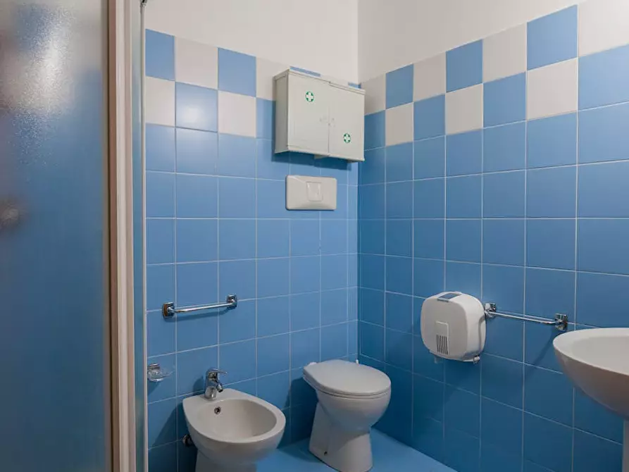 Immagine 2 di Camera condivisa in affitto  in Via Bonaventura Zumbini a Milano