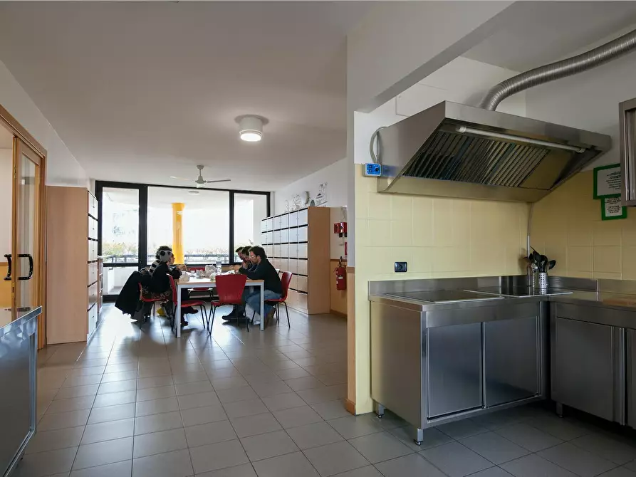 Immagine 3 di Camera condivisa in affitto  in Via Bonaventura Zumbini a Milano