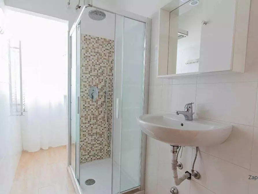 Immagine 4 di Camera in affitto  in Via Giuseppe Candiani a Milano