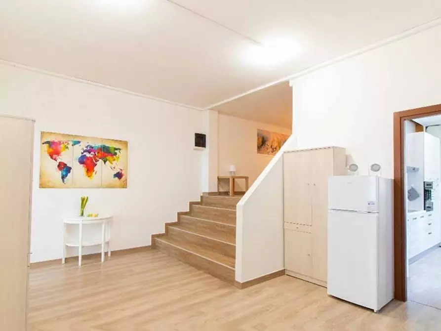 Immagine 3 di Camera in affitto  in Via Giuseppe Candiani a Milano