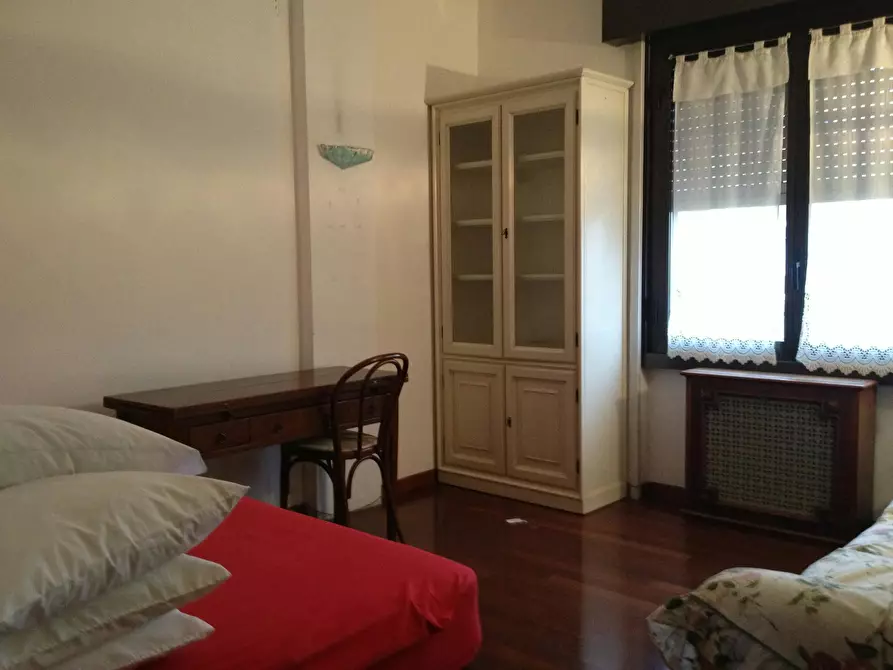 Immagine 5 di Appartamento in affitto  in Via Cenisio a Milano