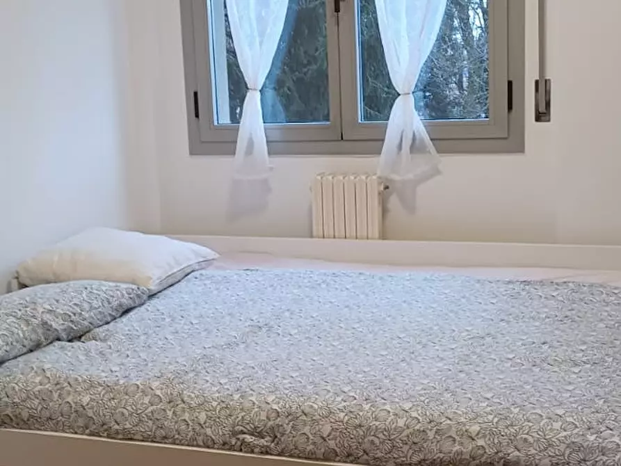 Immagine 1 di Camera in affitto  in Via 11 Febbraio a Vimodrone