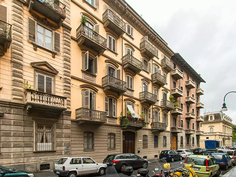 Immagine 6 di Appartamento in affitto  in Via Bernardino Galliari a Torino