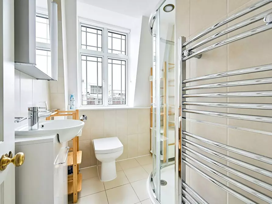 Immagine 5 di Appartamento in affitto  in Weymouth Street a 