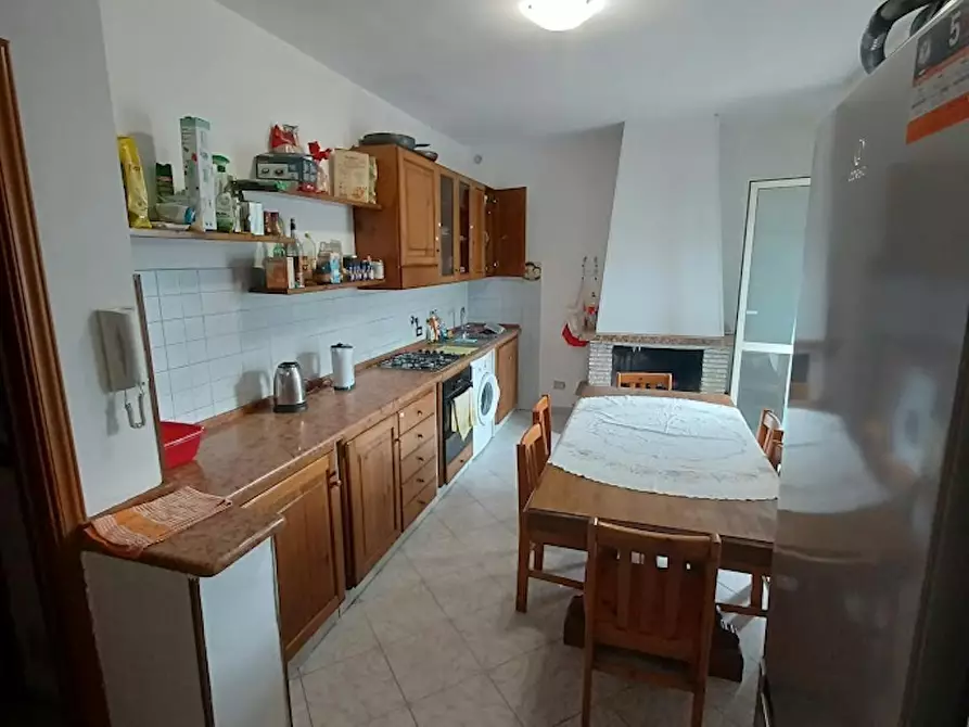 Immagine 6 di Camera in affitto  in Via Idra a Fiumicino