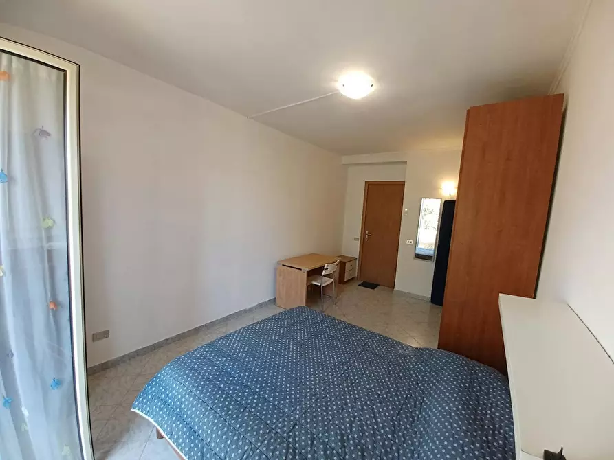 Immagine 2 di Camera in affitto  in Via Idra a Fiumicino